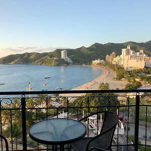 Edifico El Peñon Del Rodadero Apto. 405a , Santa Marta (Magdalena) Colombia