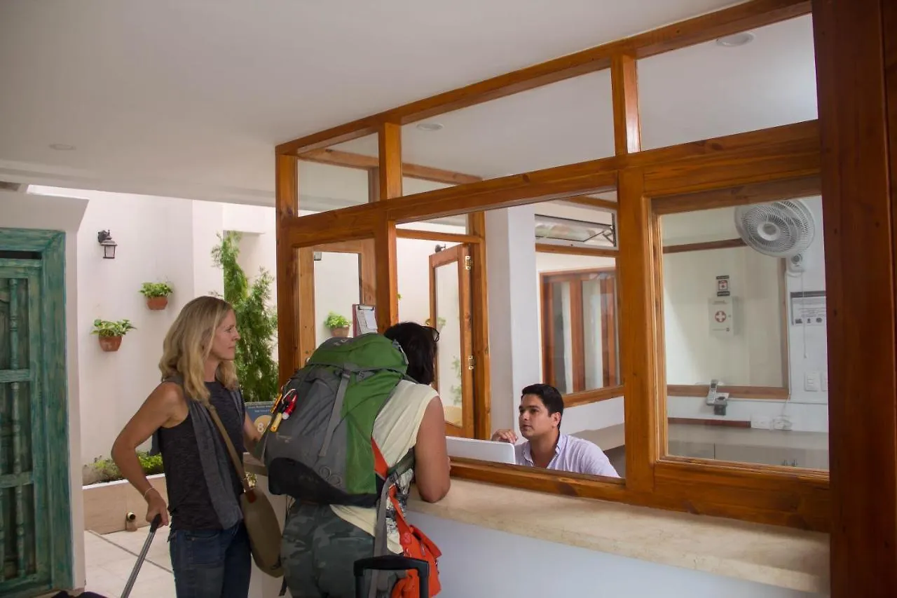 Akel House Hotel Картахена